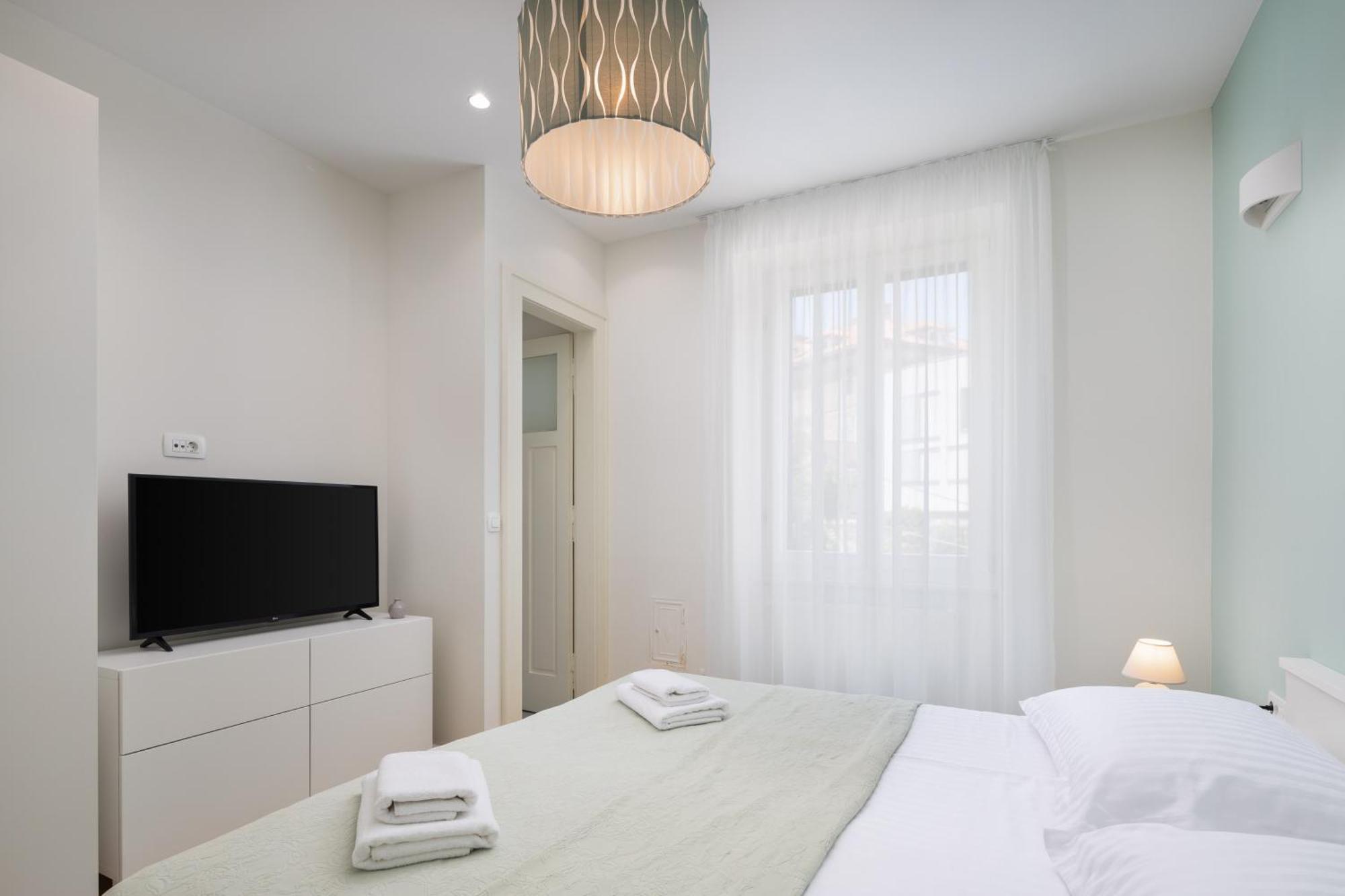 Apartment More Deluxe Σπλιτ Εξωτερικό φωτογραφία