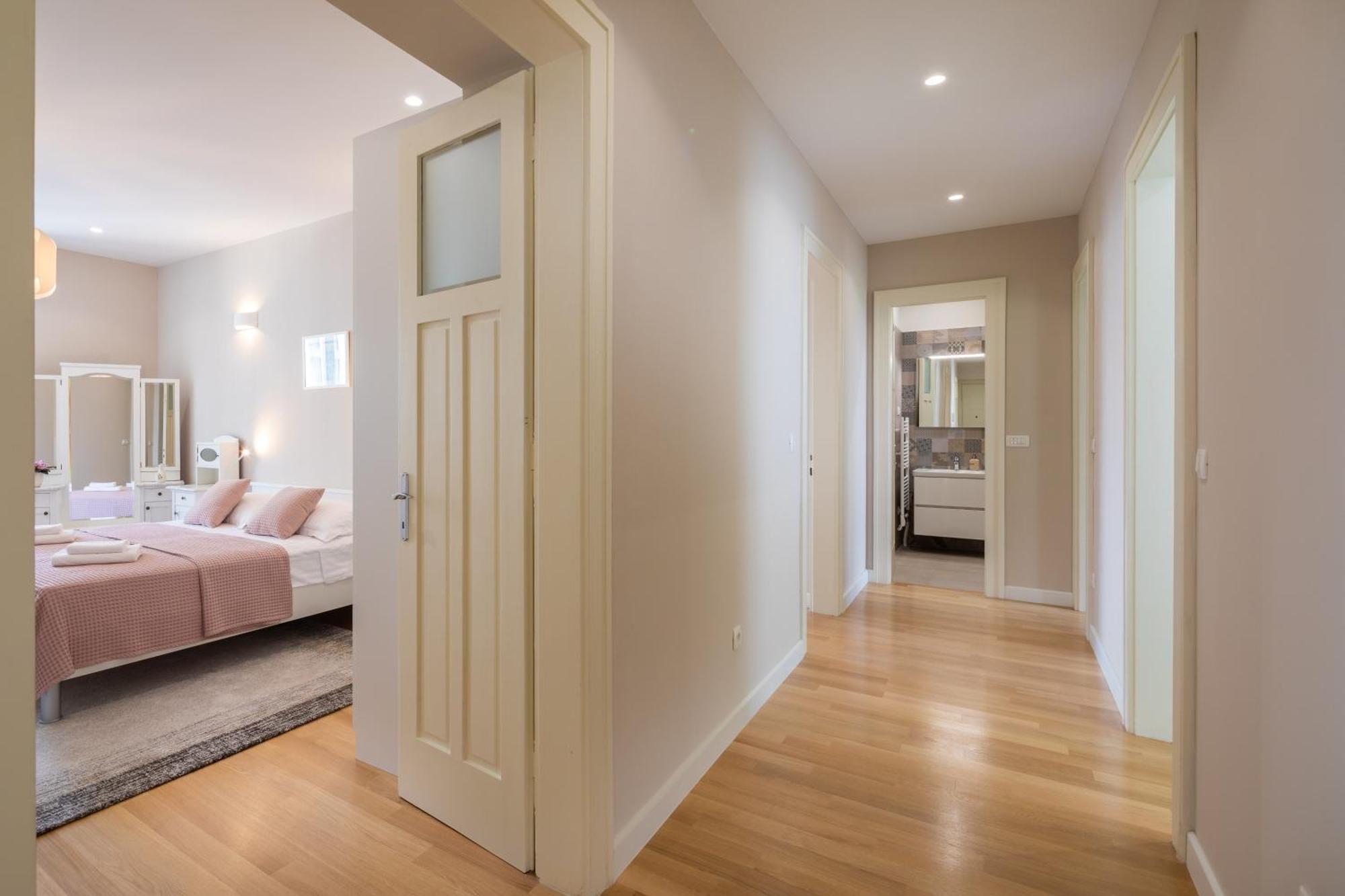 Apartment More Deluxe Σπλιτ Εξωτερικό φωτογραφία